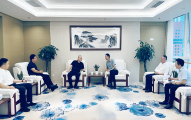 王小強率隊參訪中建六局第一建設(shè)有限公司